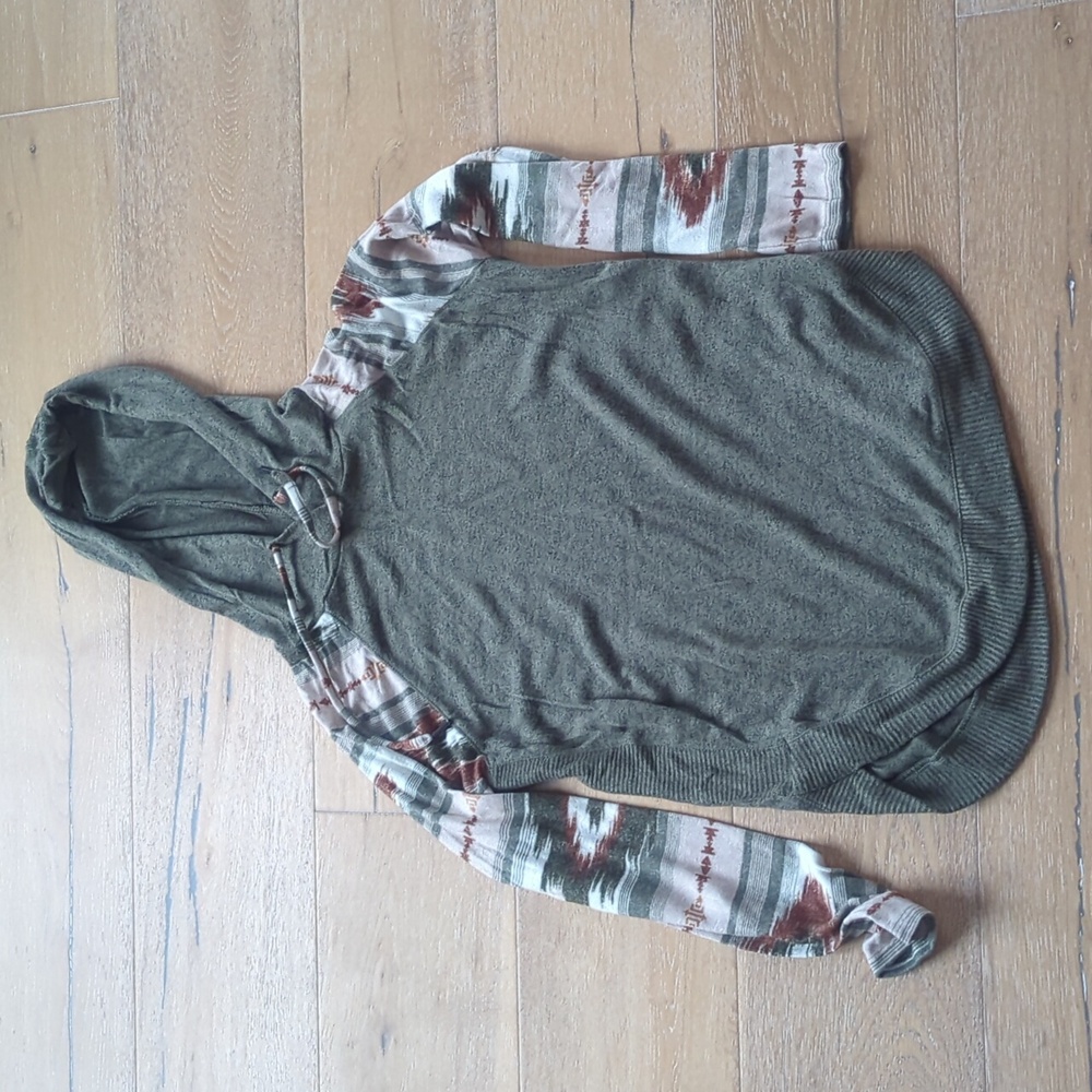 NWOT blouse by maurices
